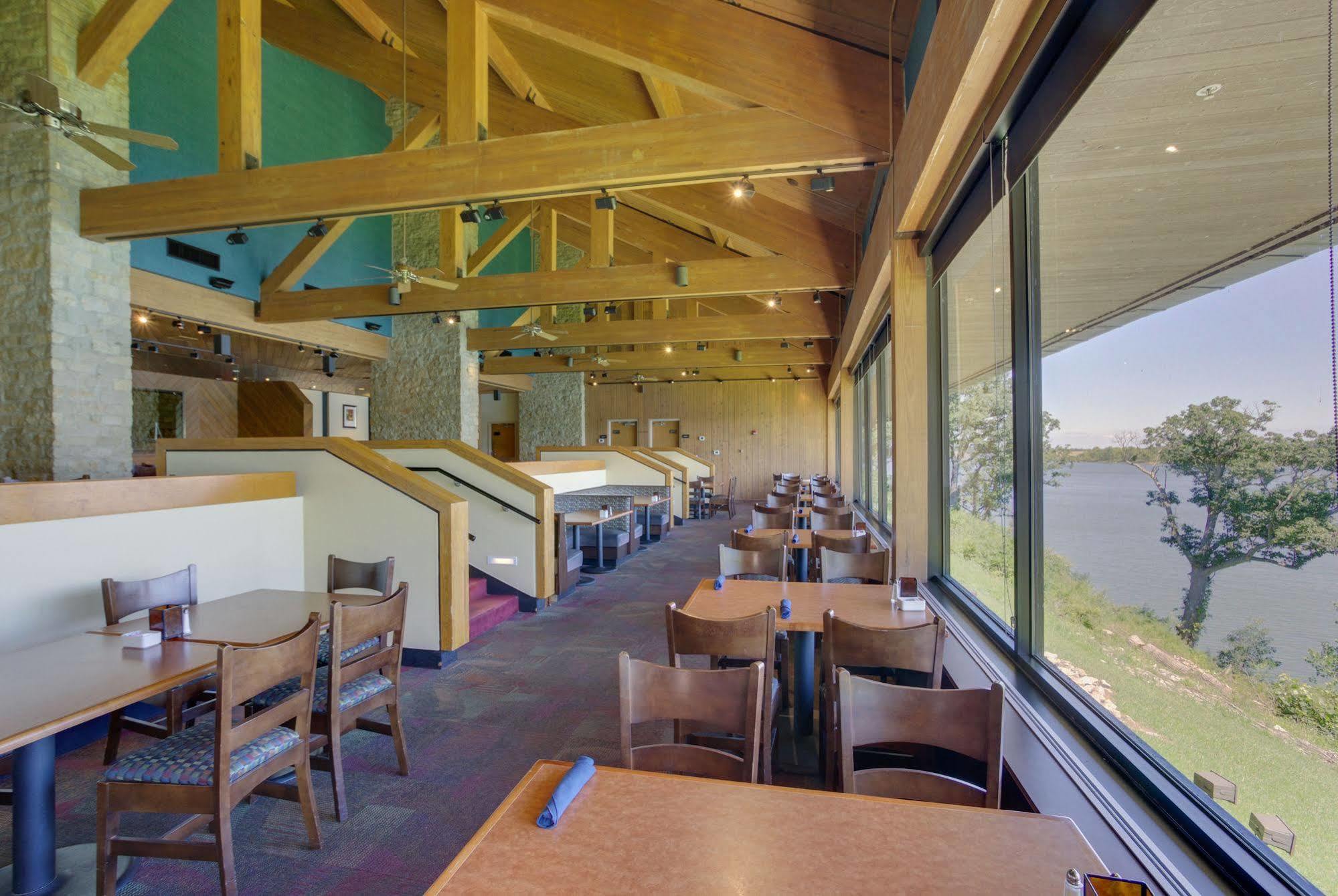 Deer Creek State Park Lodge And Conference Center Crownover Mill Exterior photo